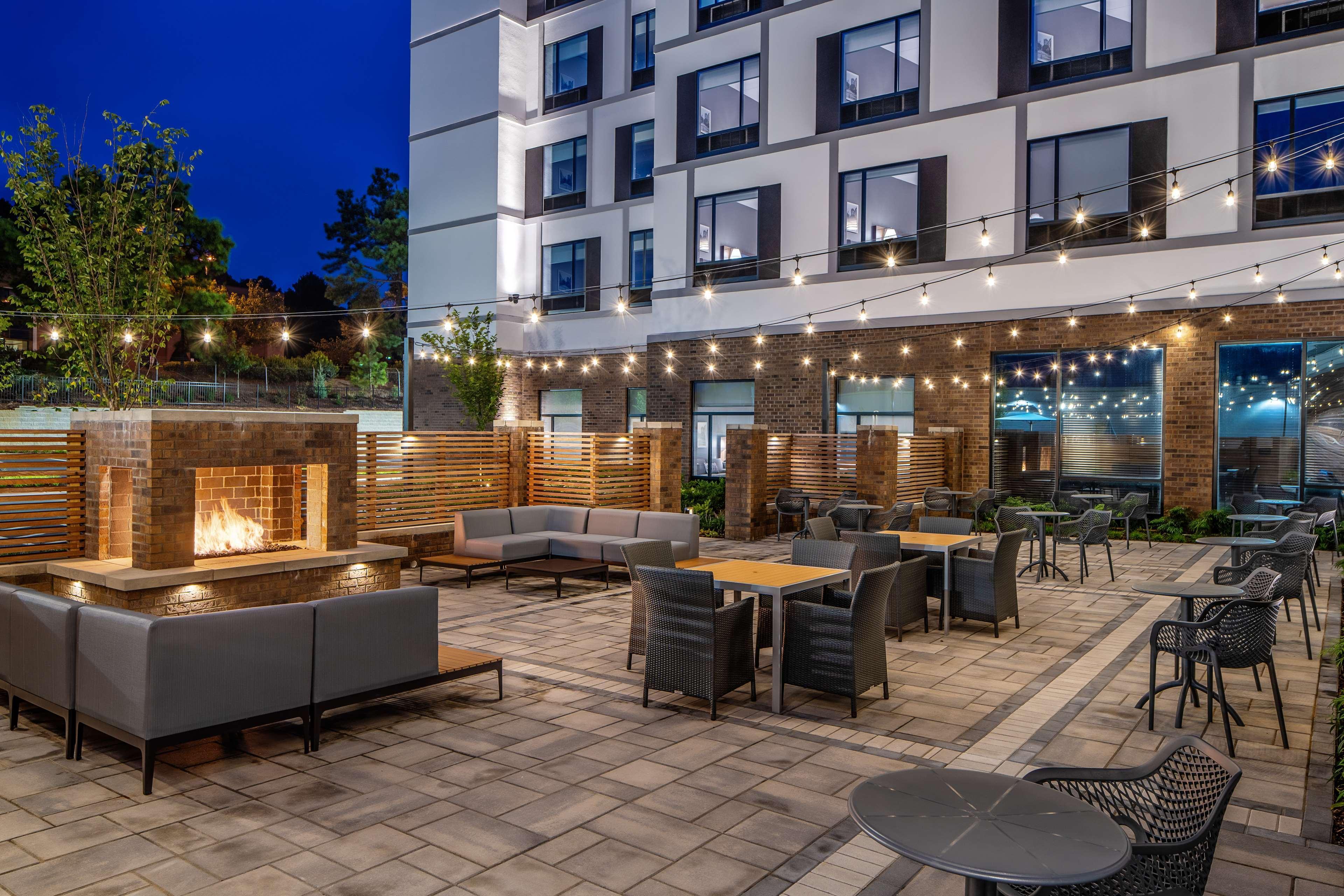 Hampton Inn & Suites Raleigh Midtown, Nc Exterior foto